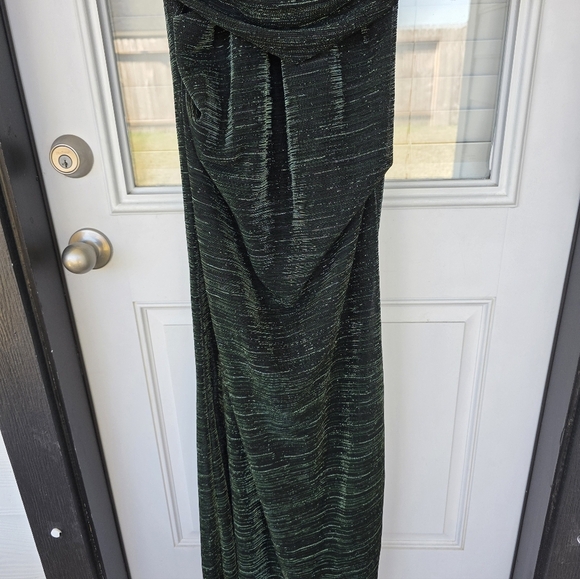 $249 Betsy & Adam Women Metallic Cap-Sleeve Surplice Gown Sz 8 Green Party - Picture 8 of 16